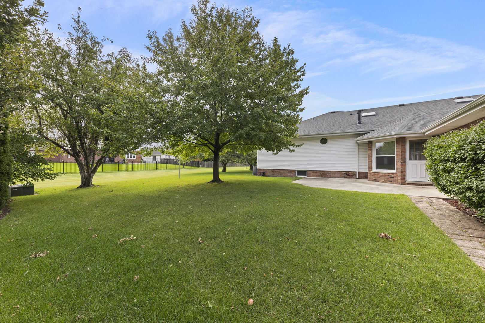 19451 Stonehenge Drive Property Photo 25