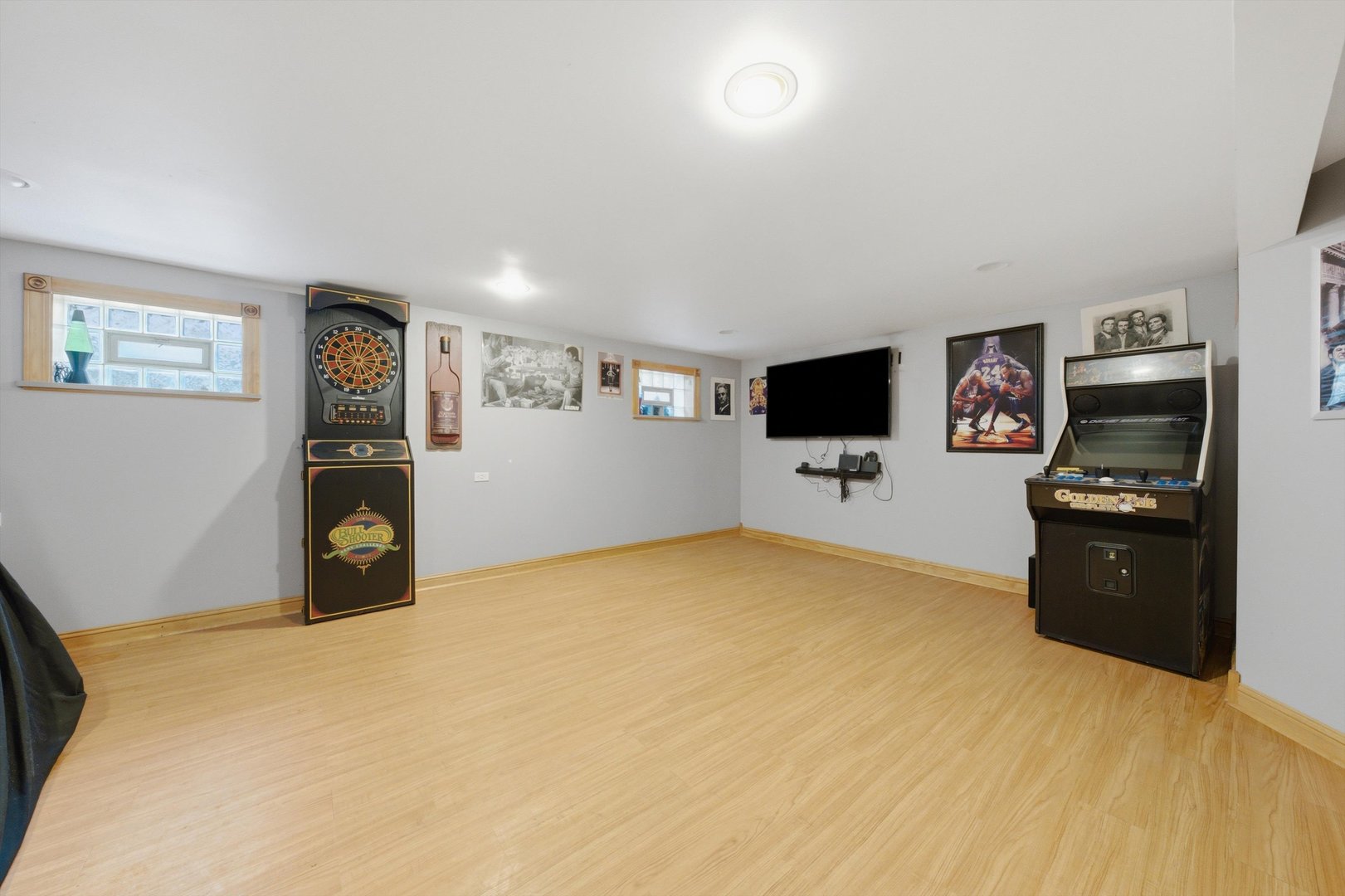 7116 W 85th Place Property Photo 15