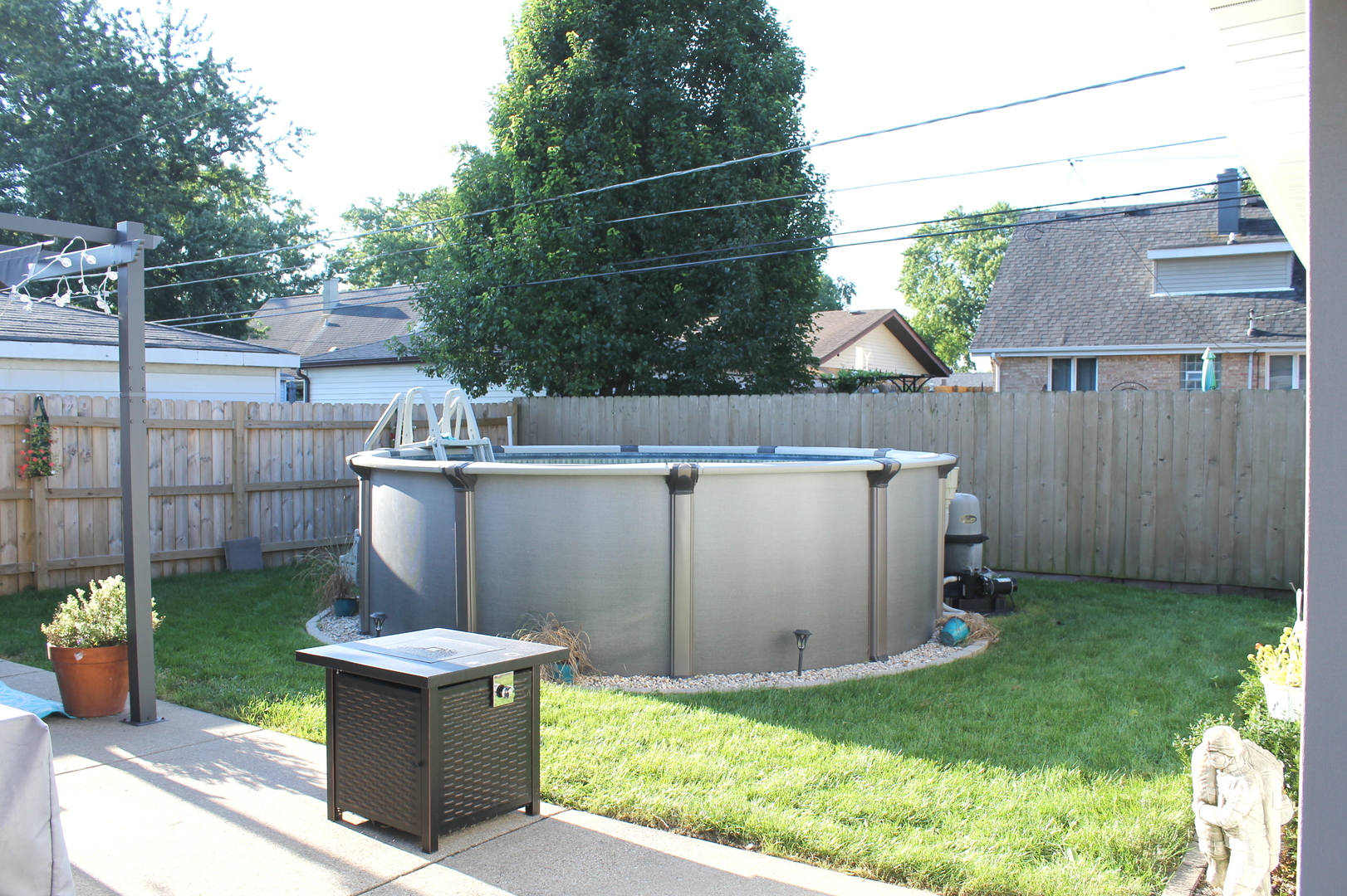5237 Pleasant Lane Property Photo 4