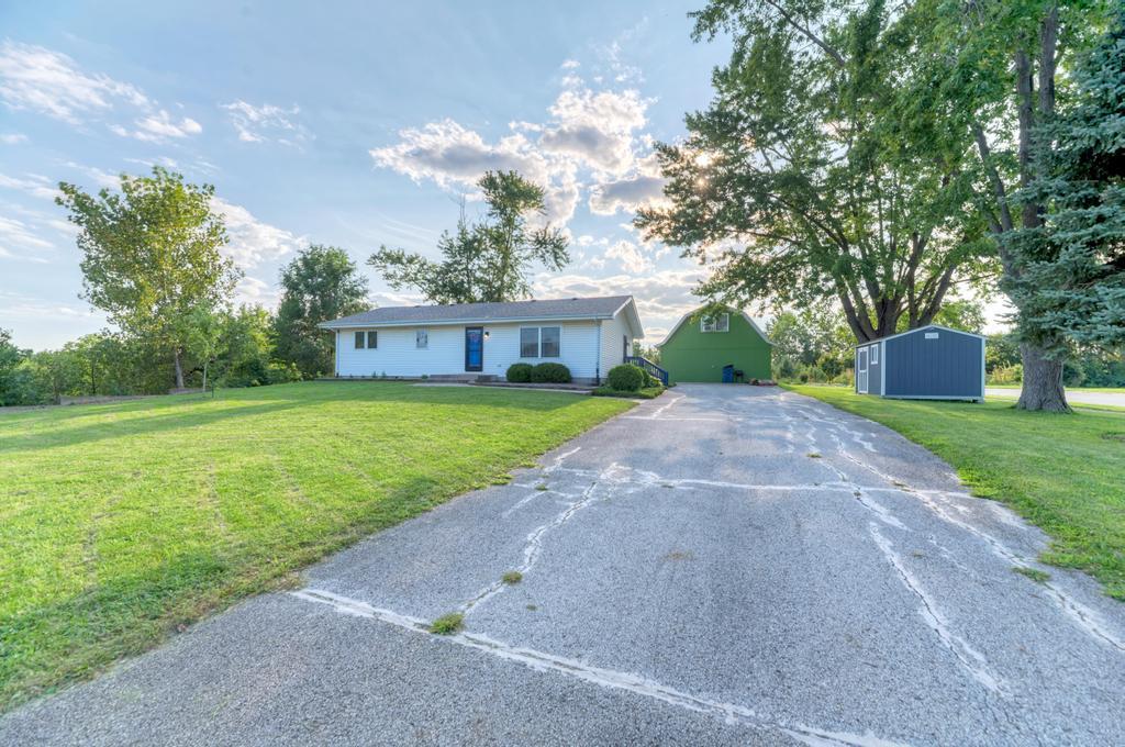 22812 Wentworth Avenue Property Photo 3