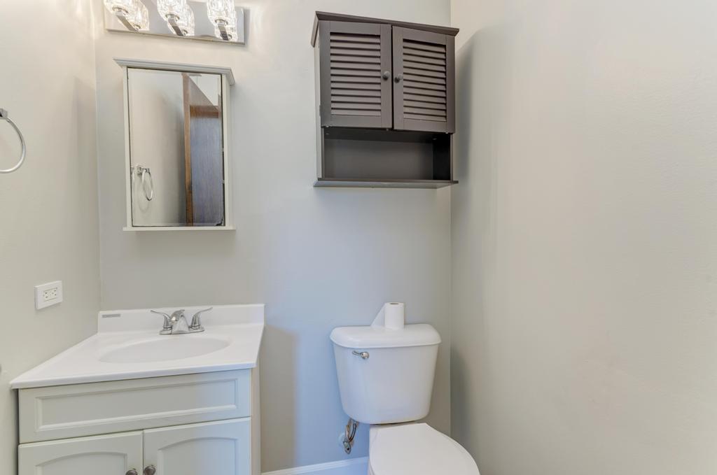 22812 Wentworth Avenue Property Photo 20