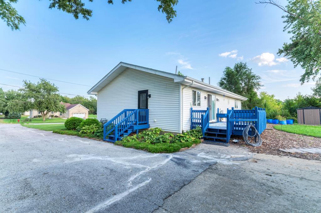 22812 Wentworth Avenue Property Photo 39