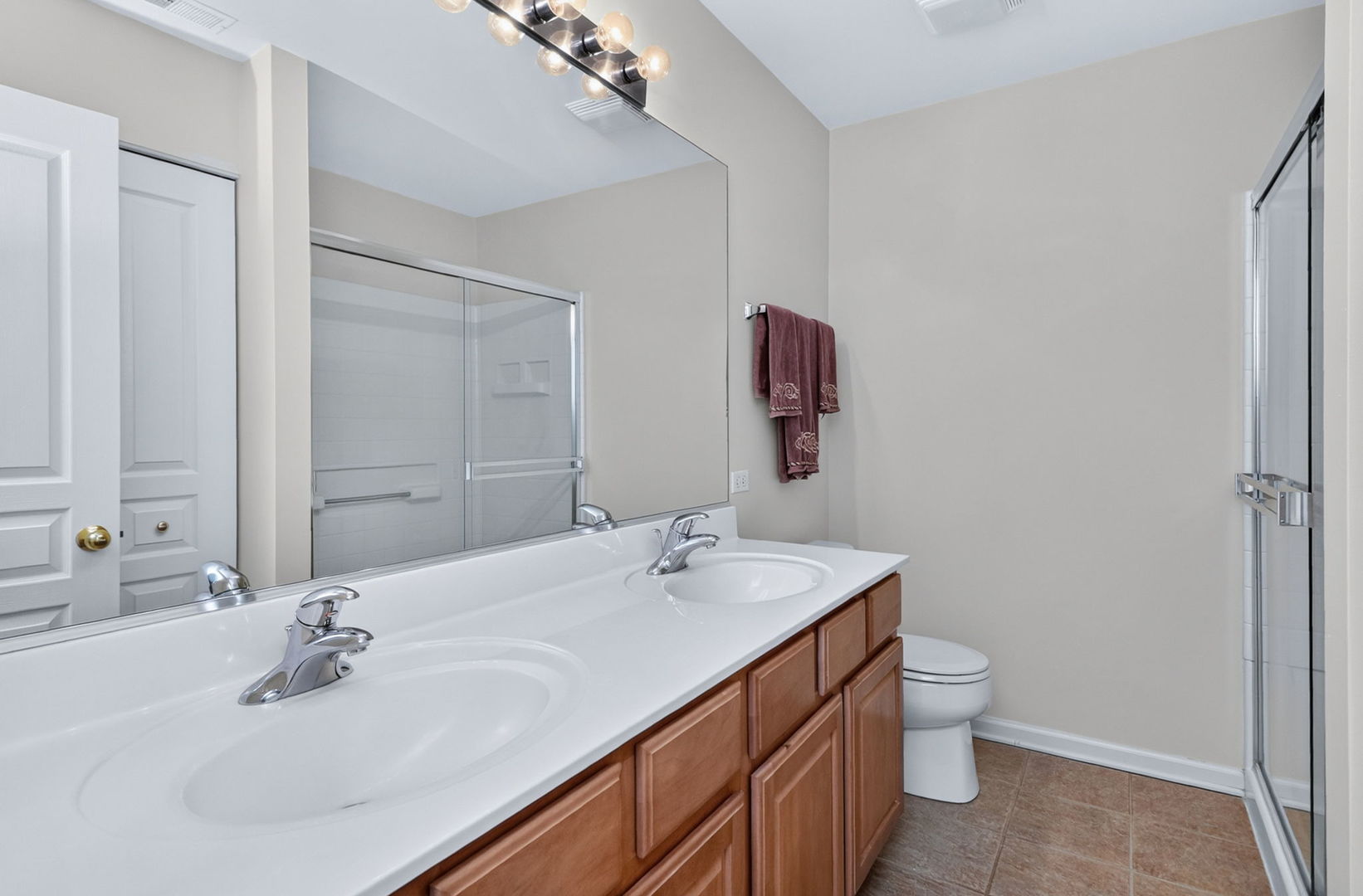 3121 Ollerton Avenue Property Photo 16