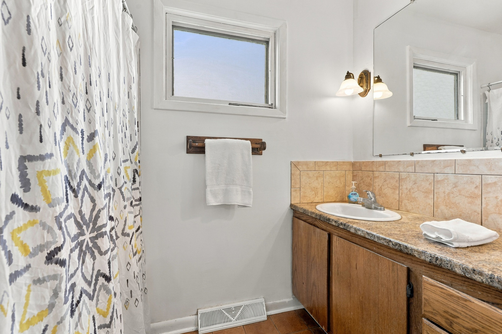 447 Keith Avenue Property Photo 11