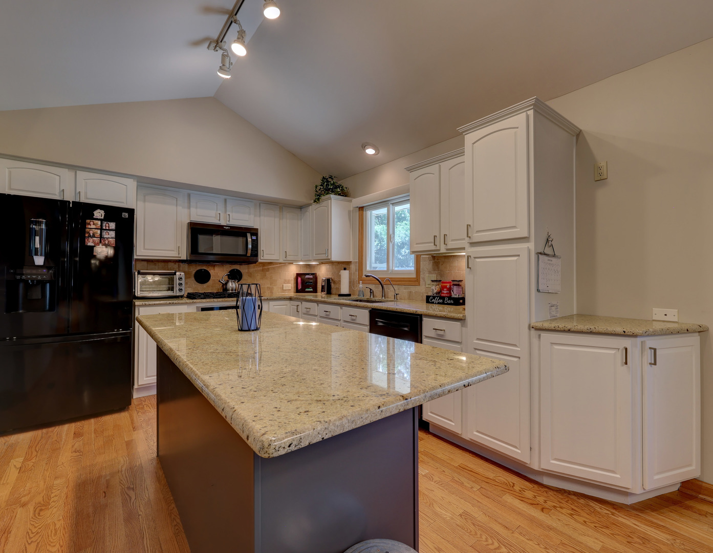 27w719 Sycamore Street Property Photo 13