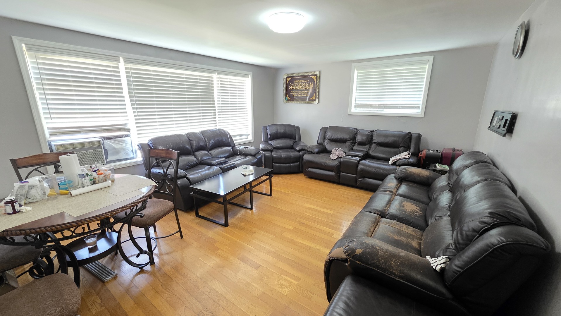 2239 W Farwell Avenue 2a Property Photo 3