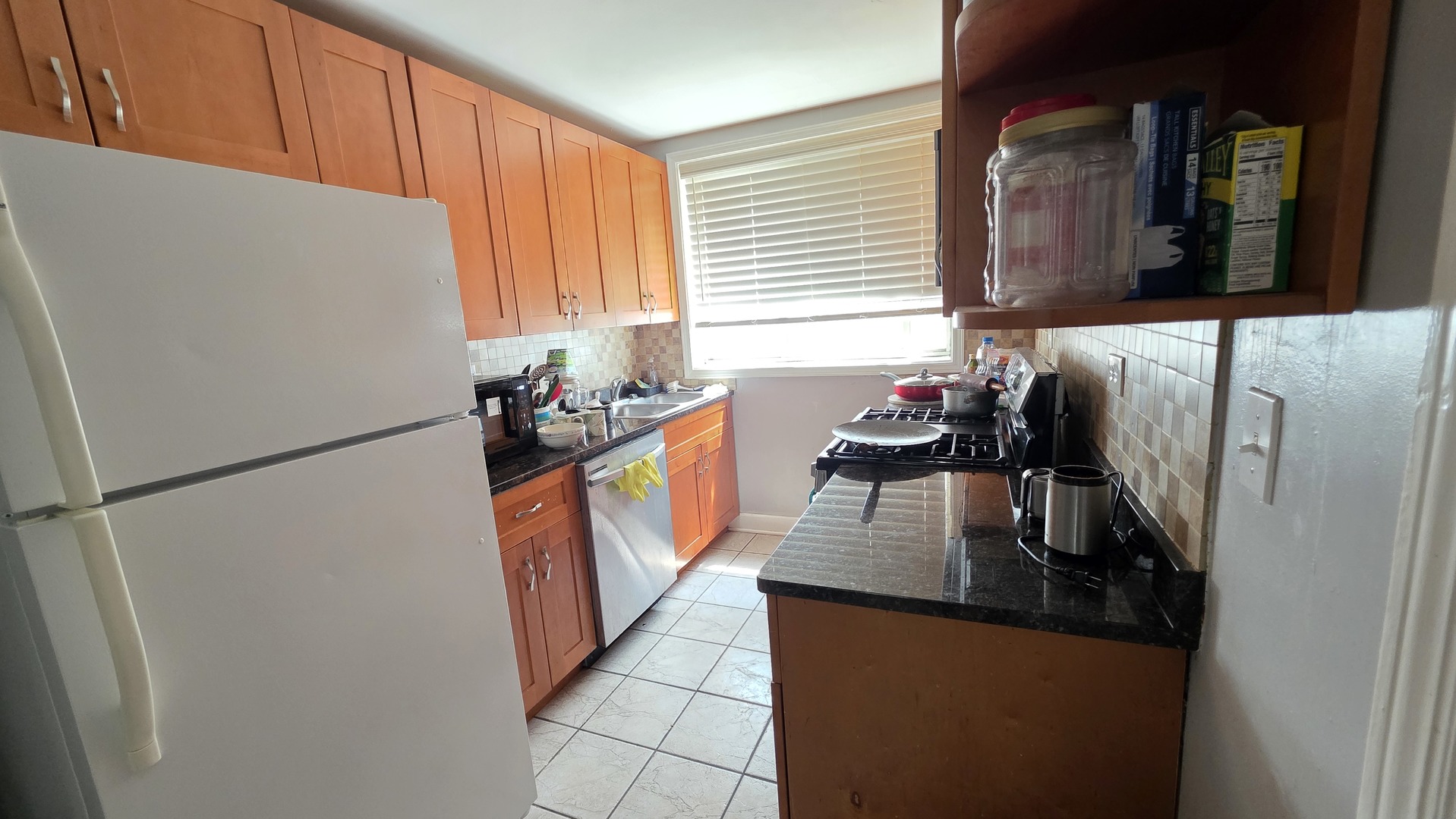 2239 W Farwell Avenue 2a Property Photo 5
