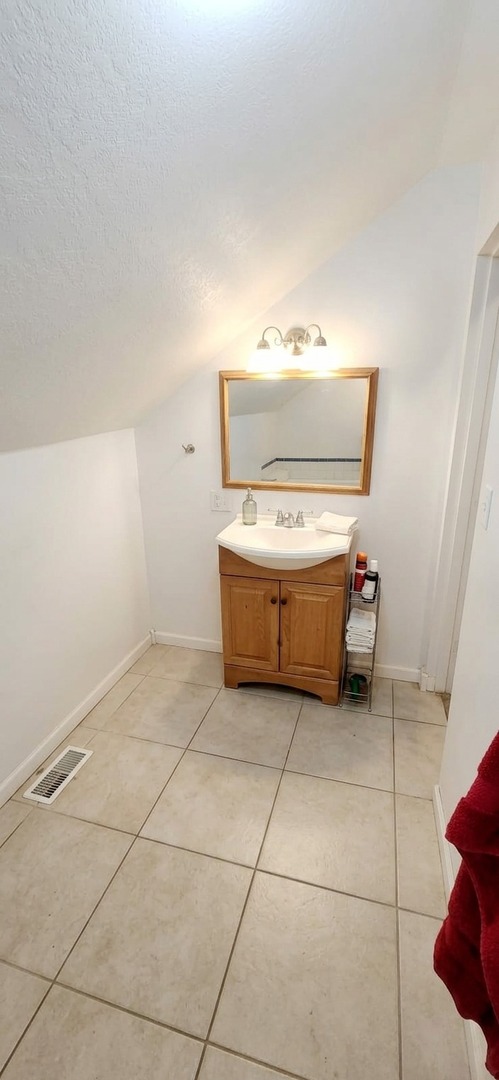 806 S Iowa Street Property Photo 23