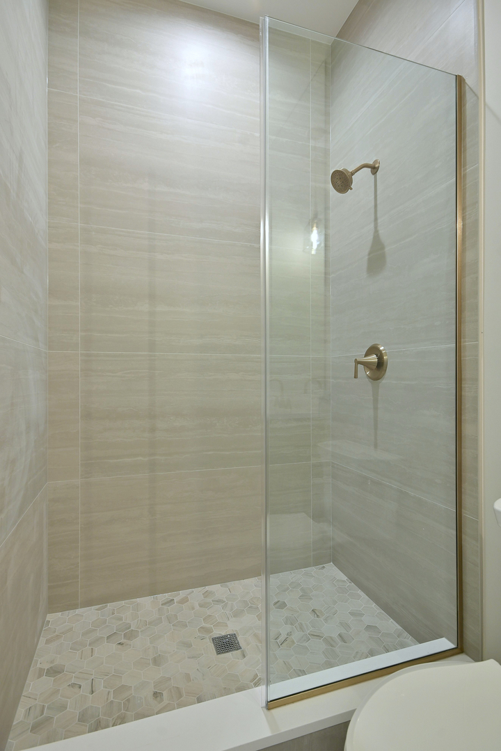 367 N Oak Street Property Photo 9
