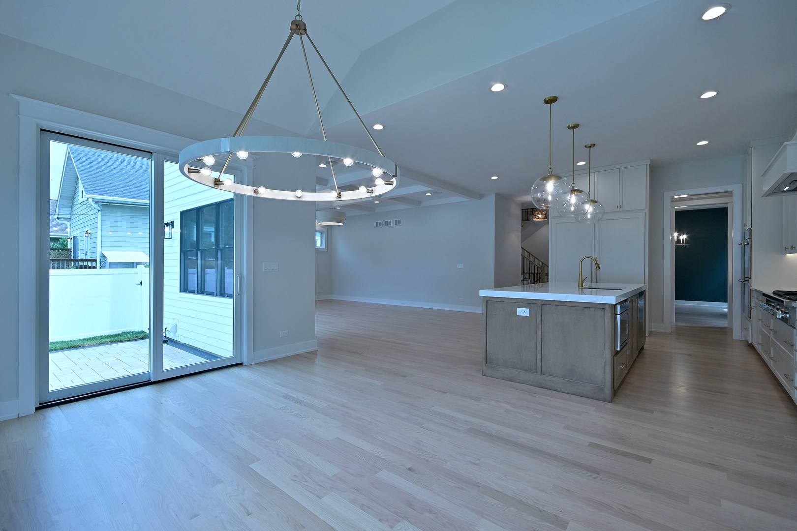 367 N Oak Street Property Photo 18