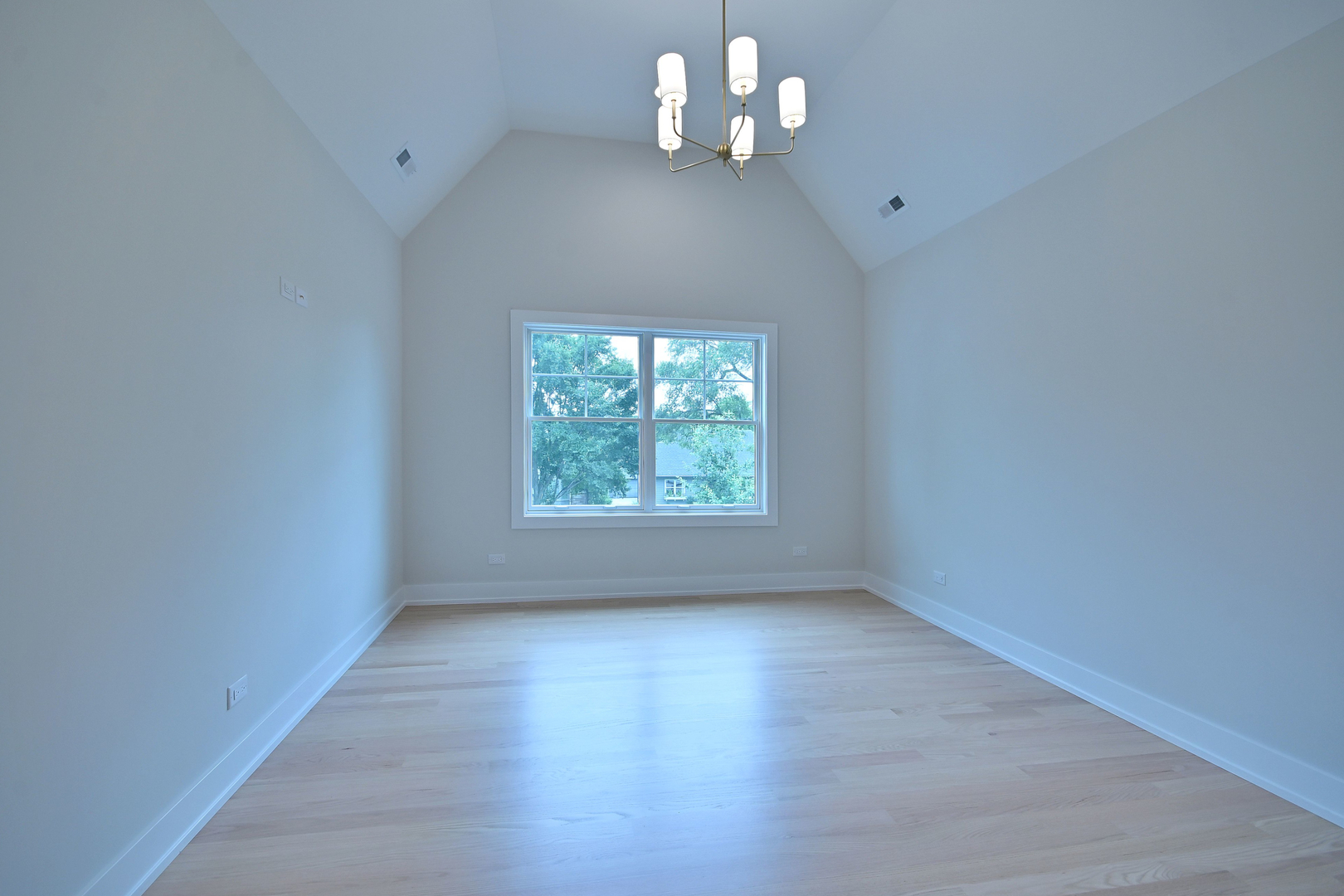 367 N Oak Street Property Photo 25