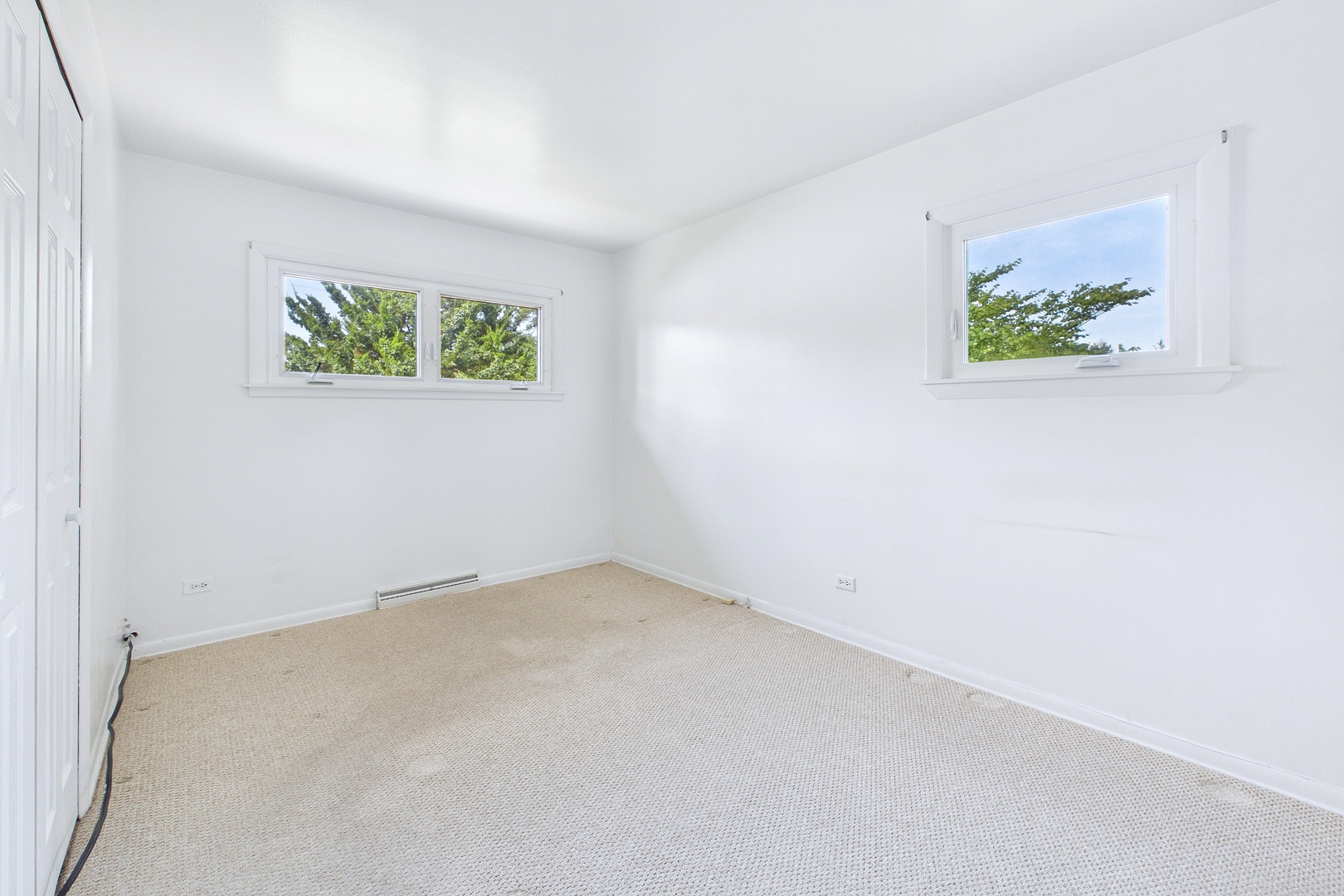 604 N Wilshire Drive Property Photo 14