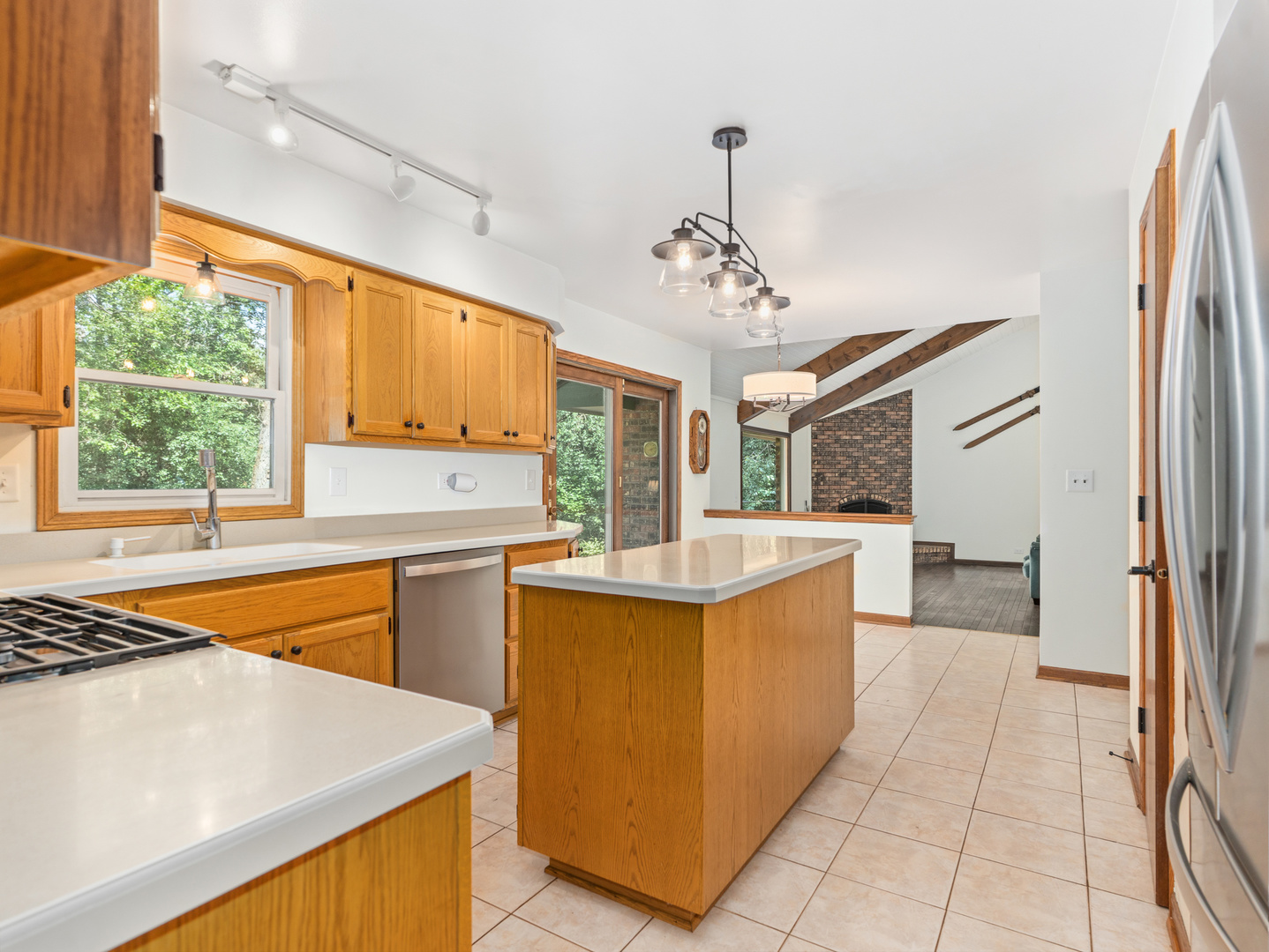 20 Arthur Court Property Photo 5