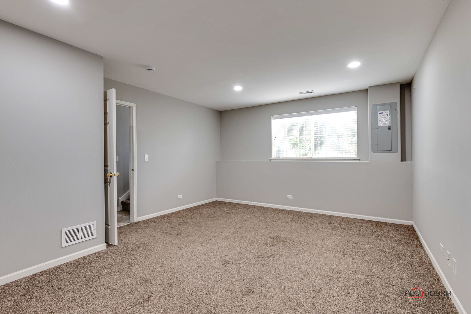 921 Summit Creek Drive Property Photo 8