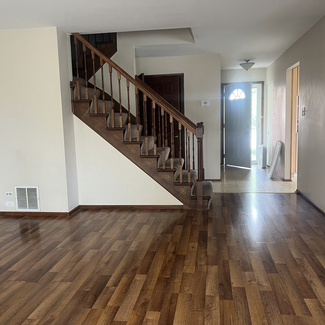 1565 Coloma Court S Property Photo 3