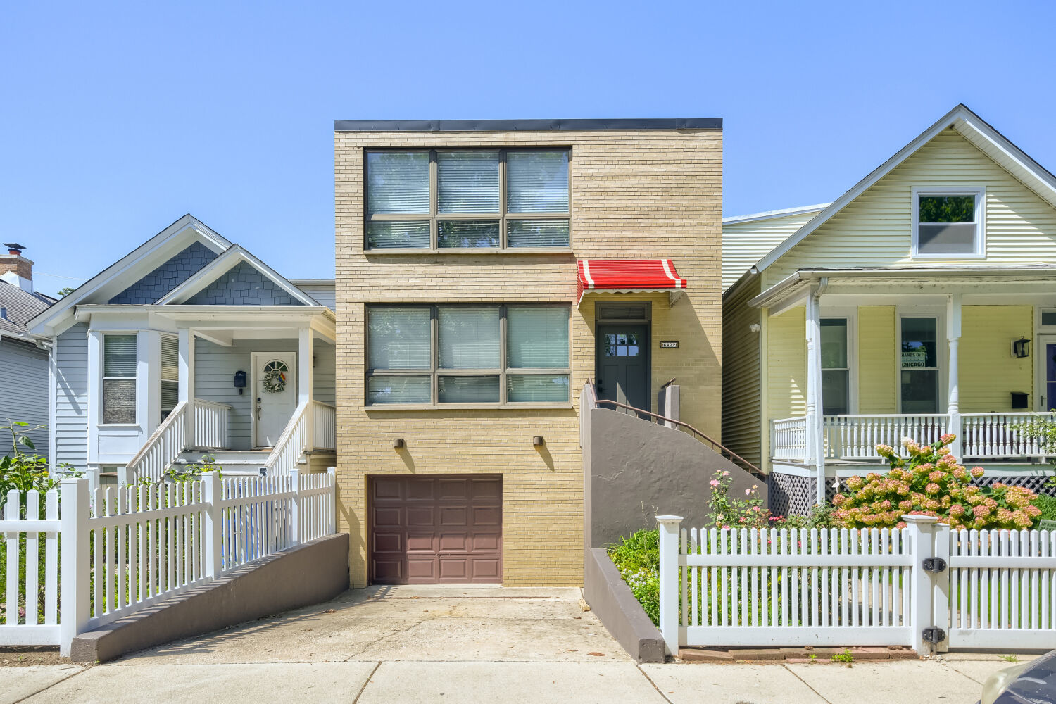 5472 S Dorchester Avenue Property Photo 1