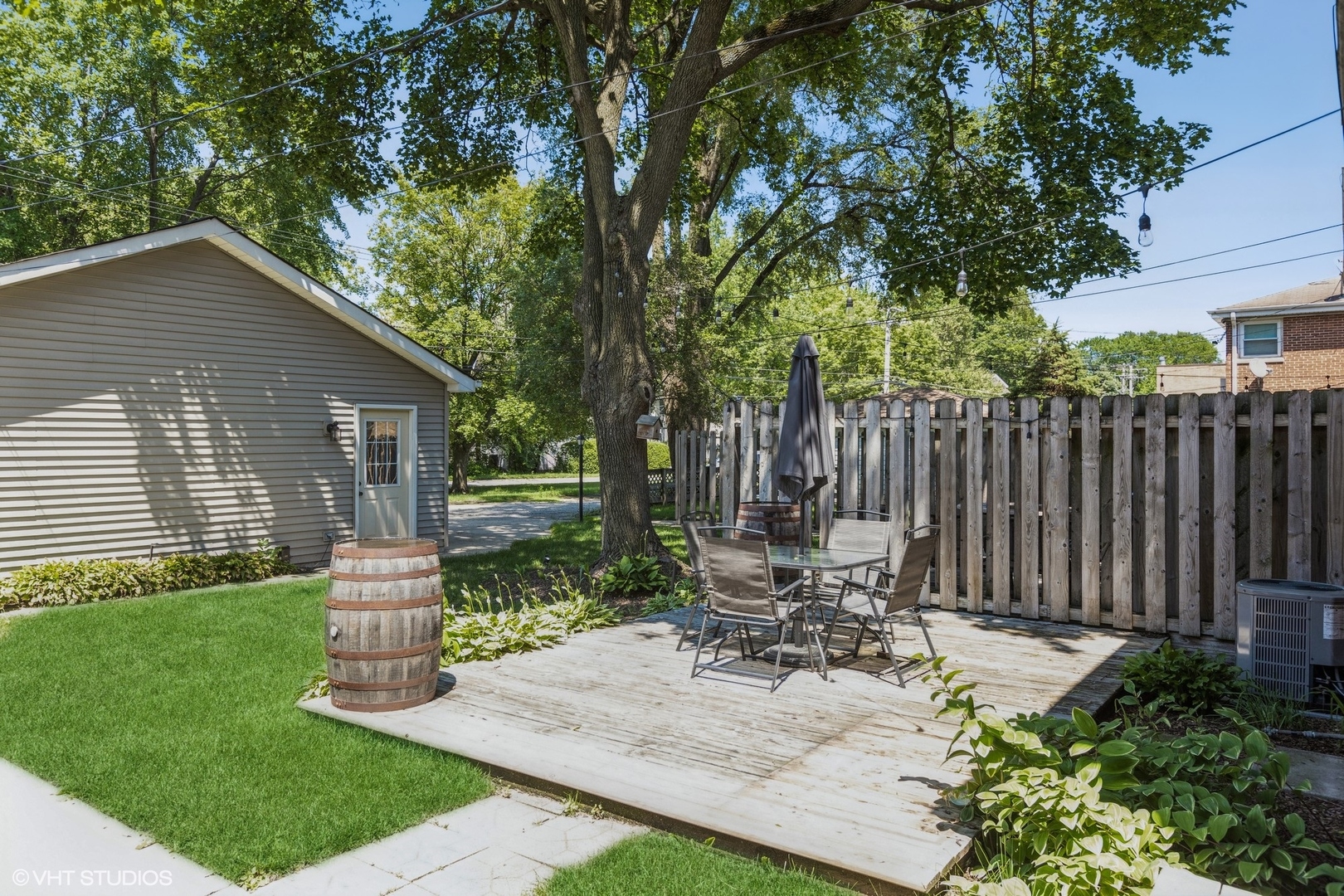 1011 W Hillgrove Avenue Property Photo 18