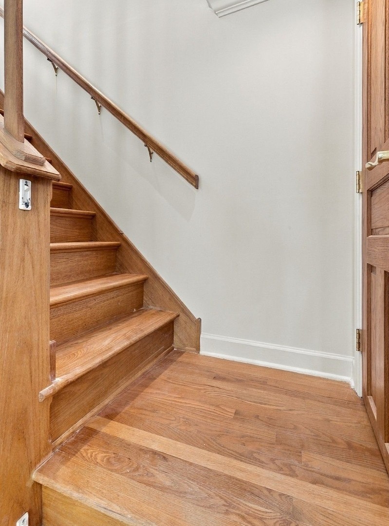 3836 Hull Street Property Photo 8