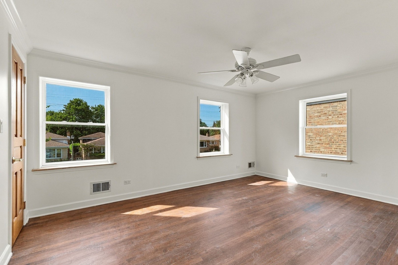 3836 Hull Street Property Photo 11