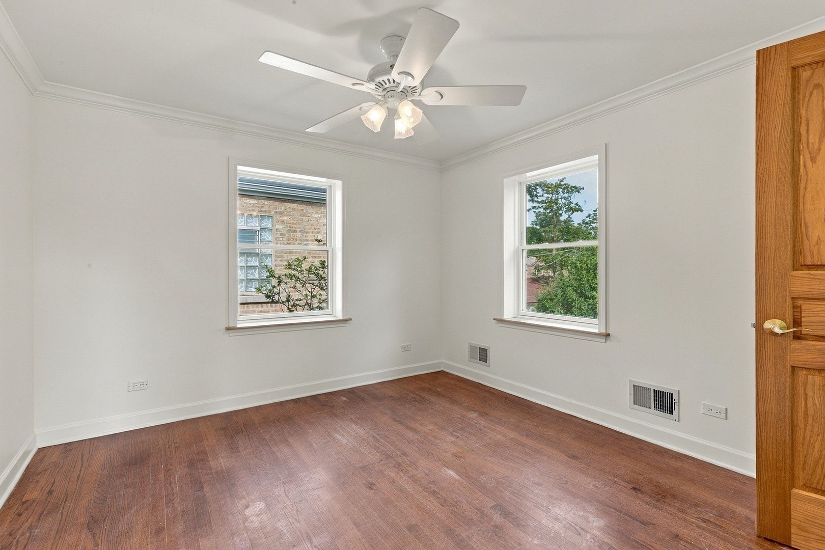 3836 Hull Street Property Photo 13