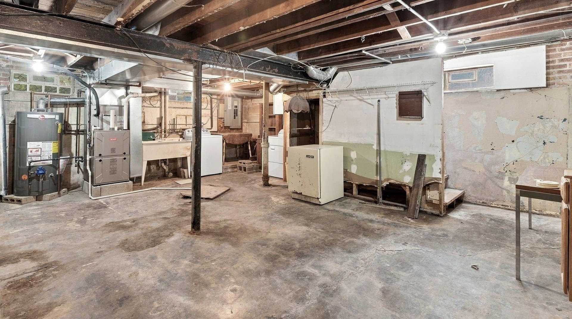 3836 Hull Street Property Photo 17