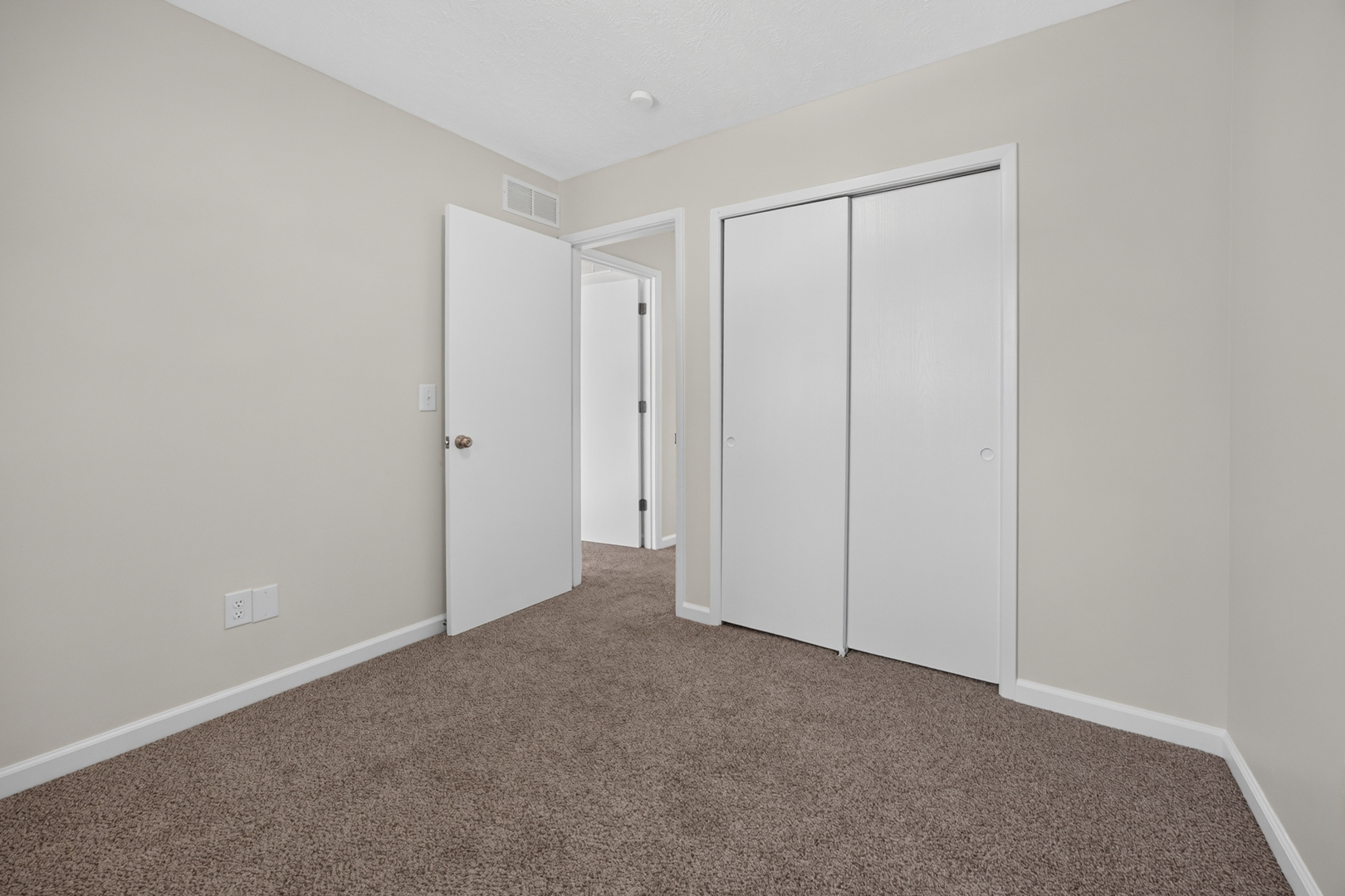 2319 Anchor Drive Property Photo 21