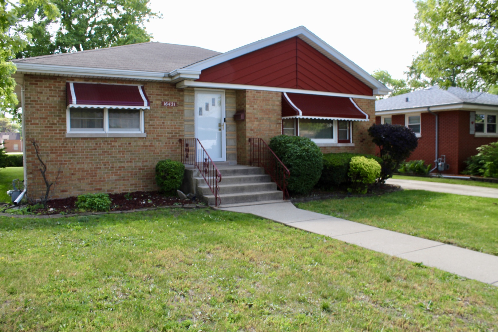 16421 Evans Avenue Property Photo 2