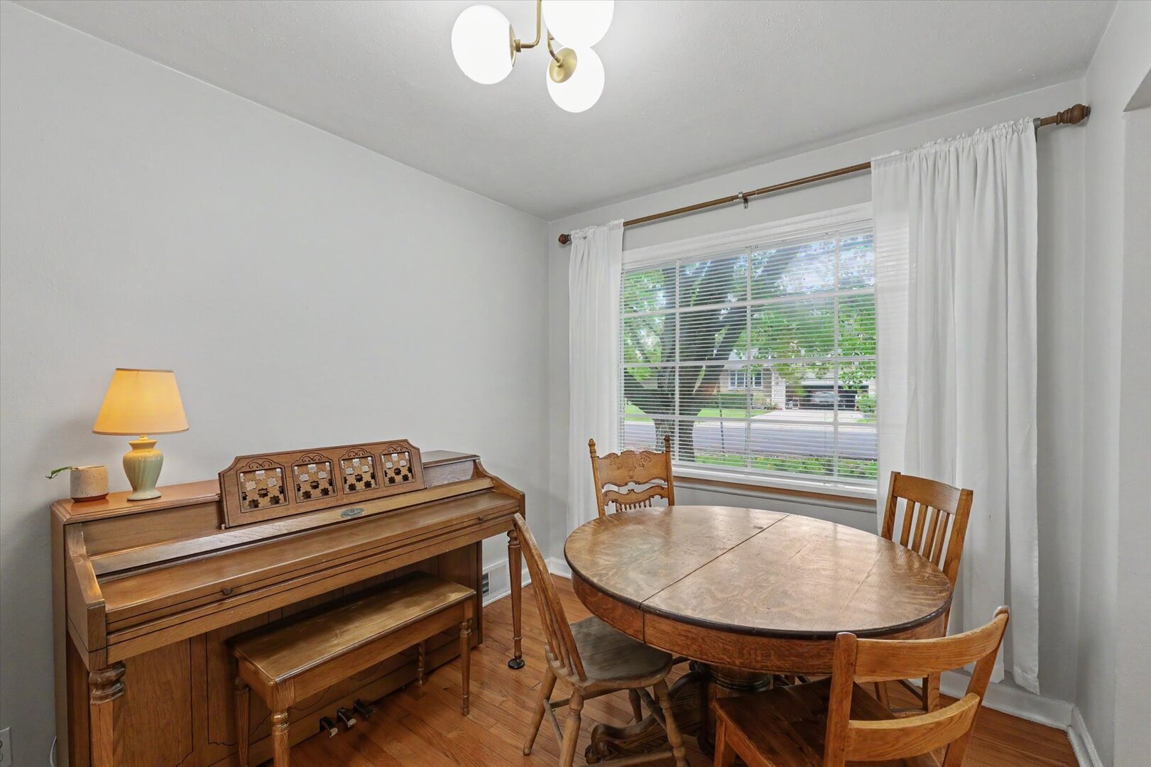 815 Balboa Road Property Photo 9