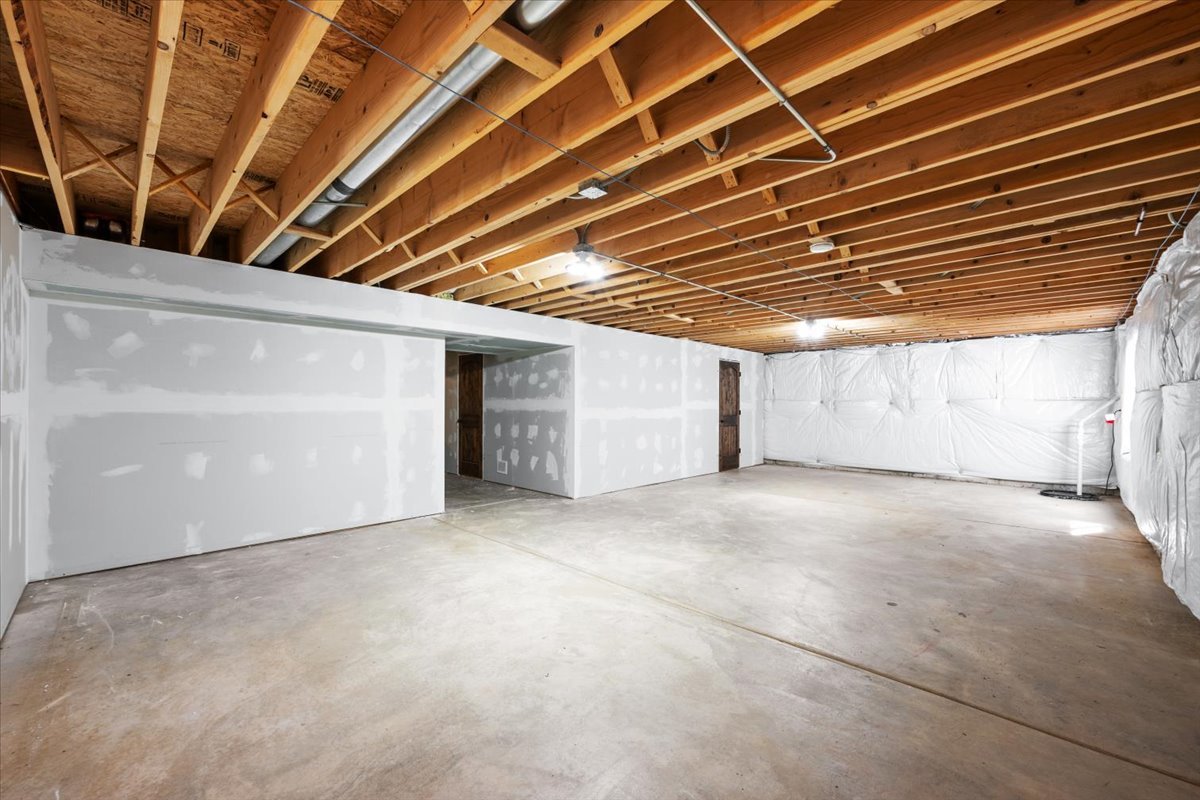 11595 Richmond Lane Property Photo 32