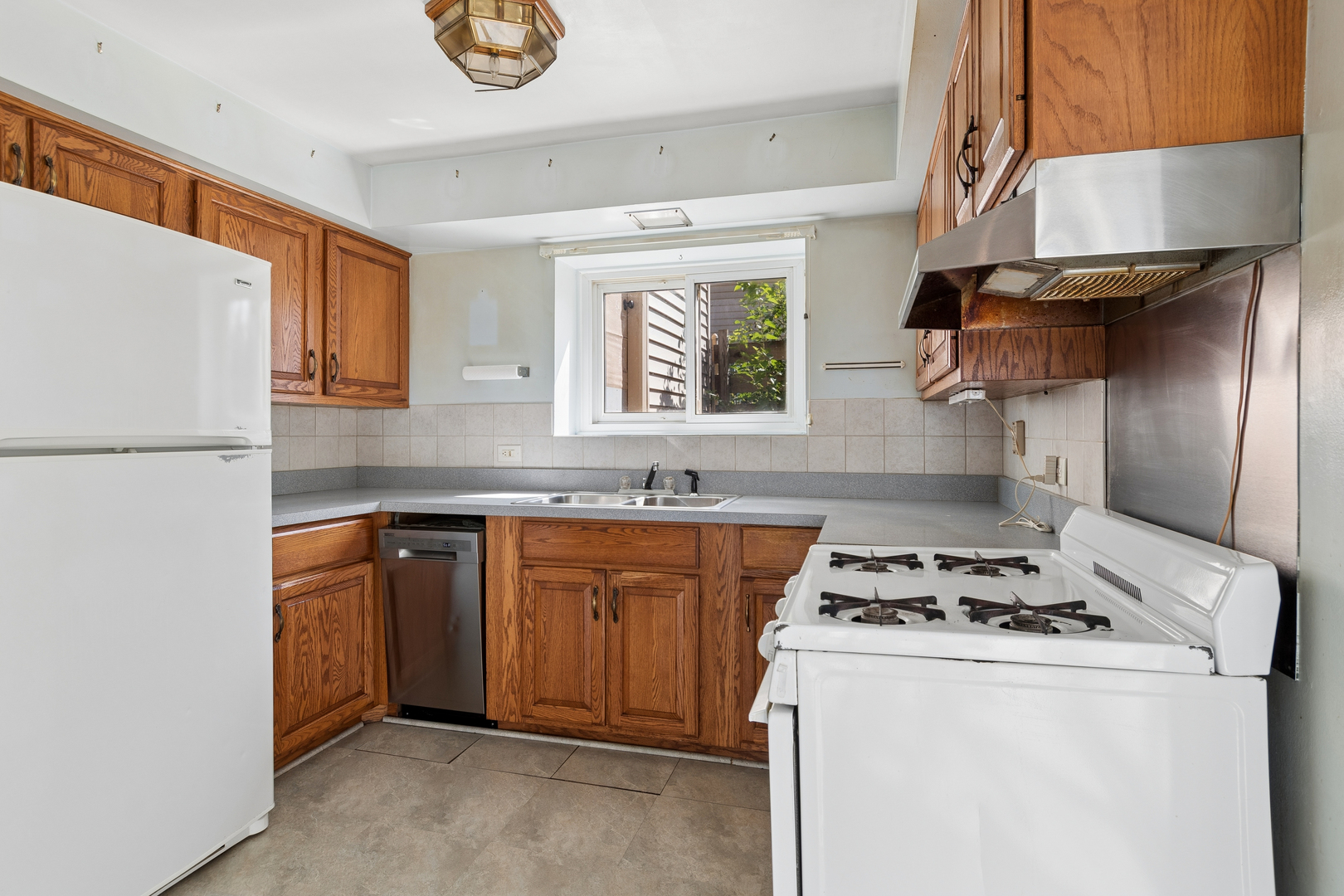 731 Nolan Avenue Property Photo 10