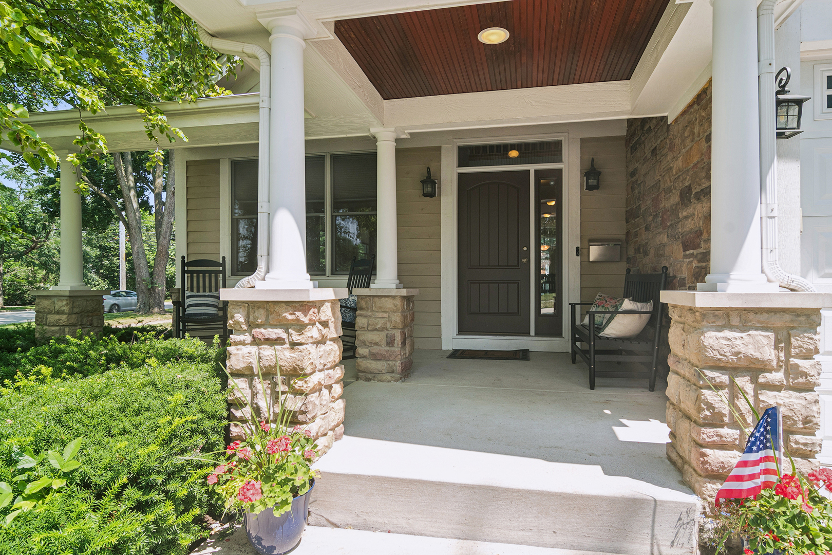 103 S Donald Avenue Property Photo 3
