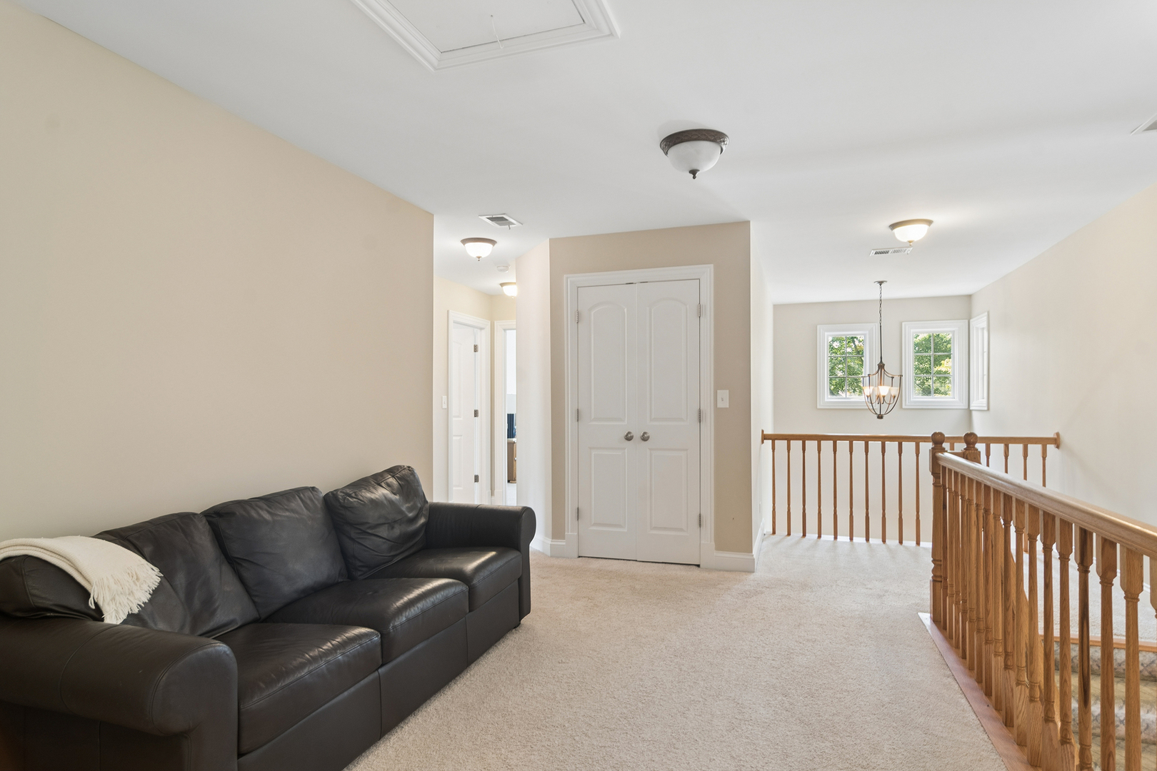 103 S Donald Avenue Property Photo 17