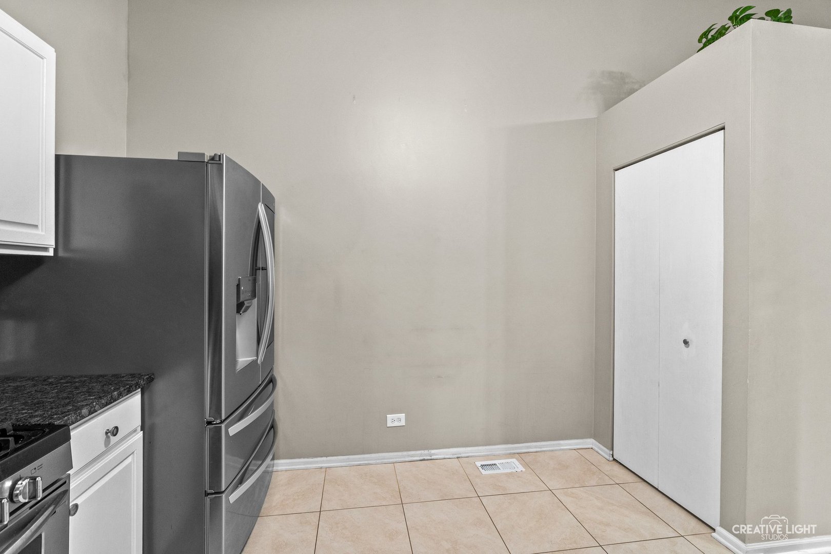 2377 Coral Cove Property Photo 11