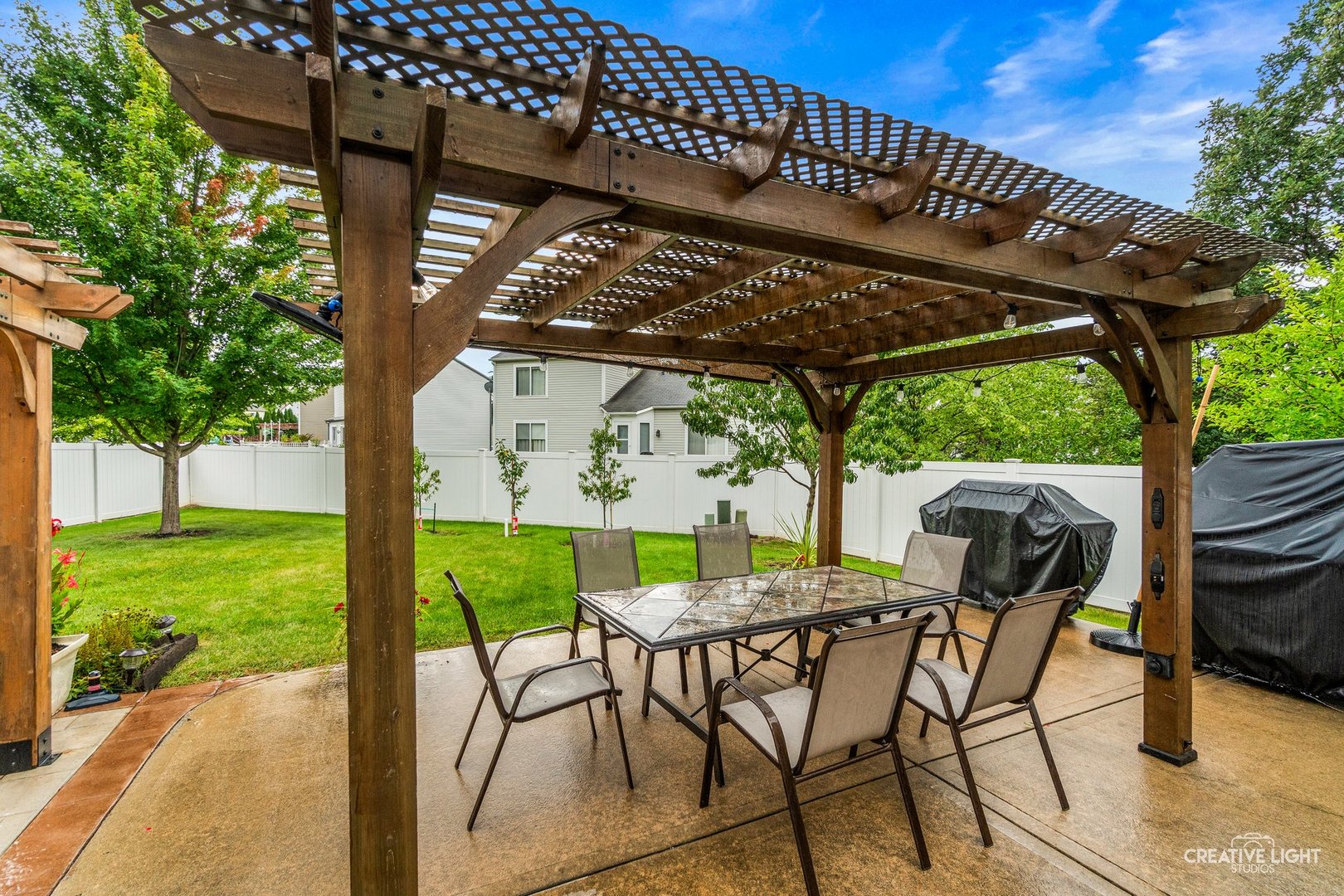 2377 Coral Cove Property Photo 17