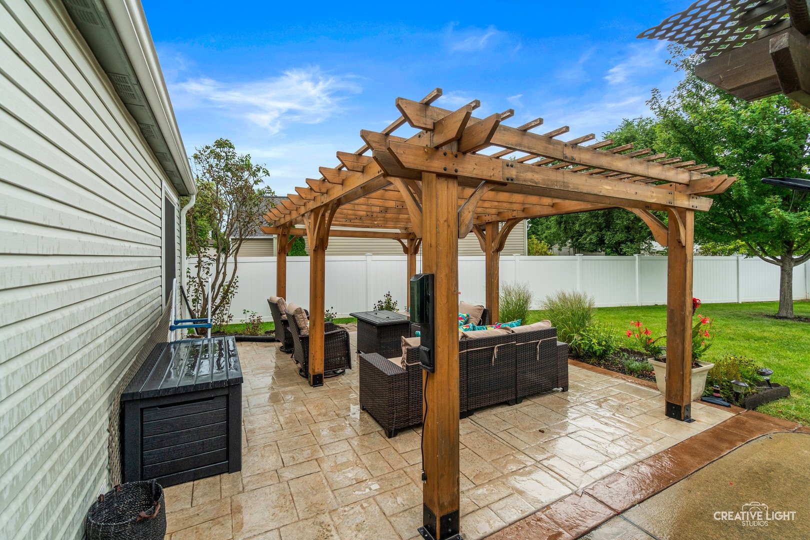 2377 Coral Cove Property Photo 18