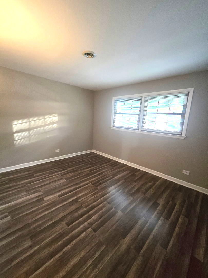 209 Washington Square D Property Photo 6