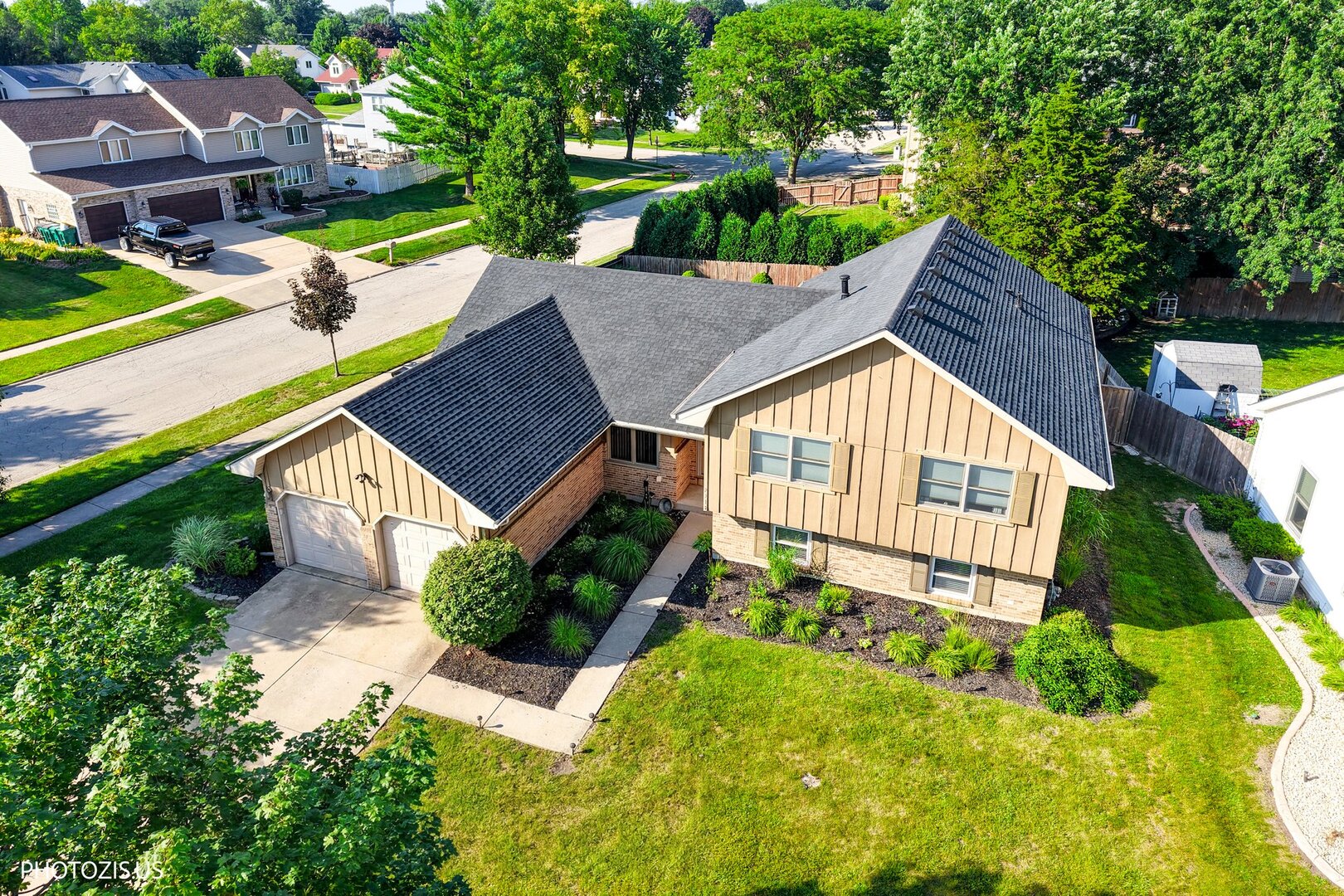 2913 Vimy Ridge Drive Property Photo 1