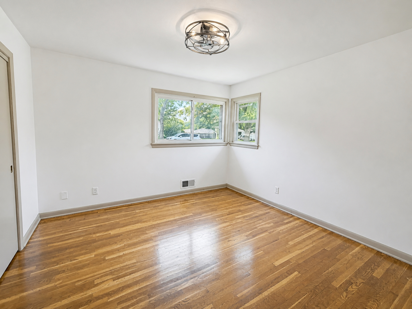 3327 Thelma Street Property Photo 12