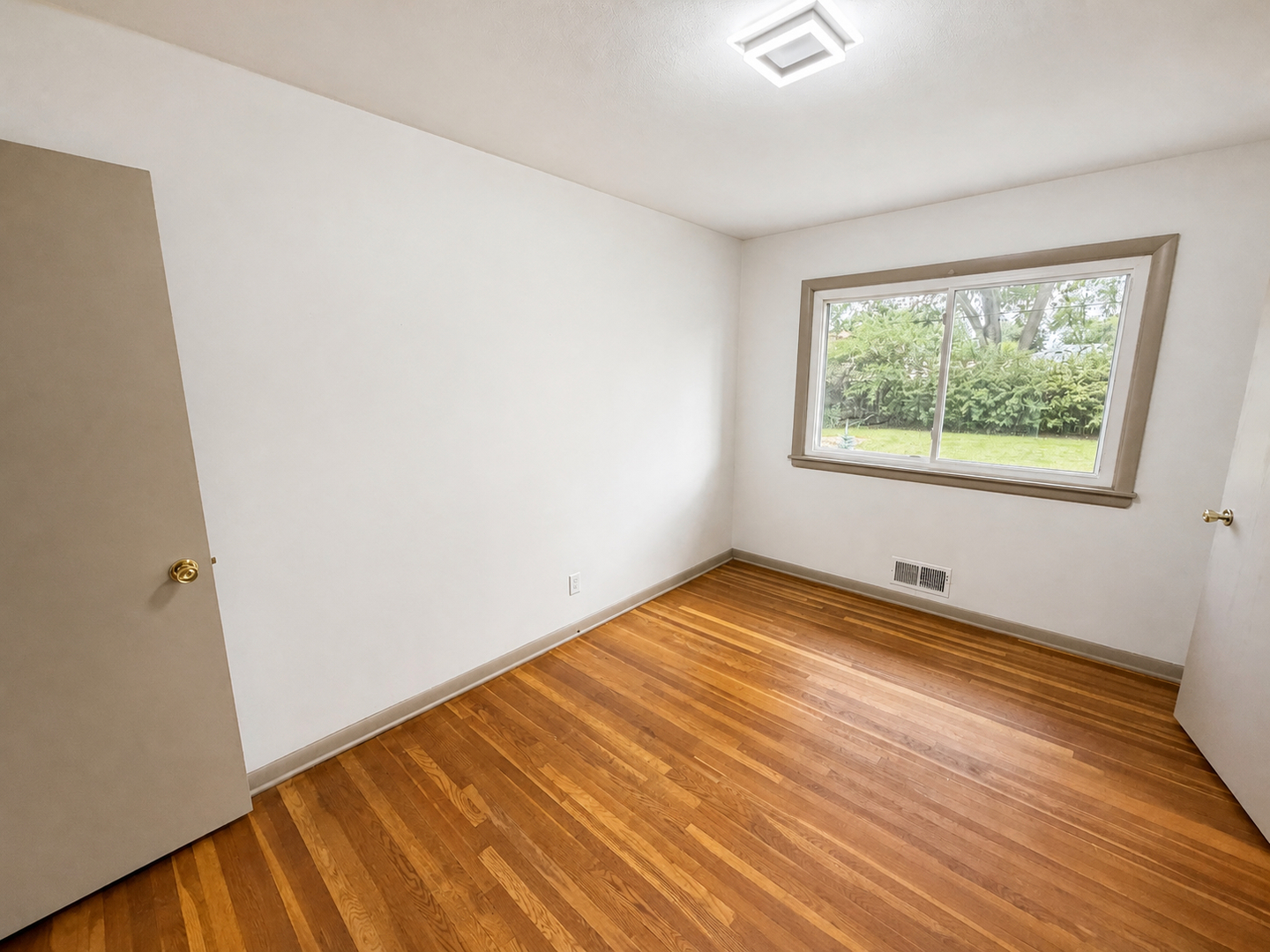 3327 Thelma Street Property Photo 23