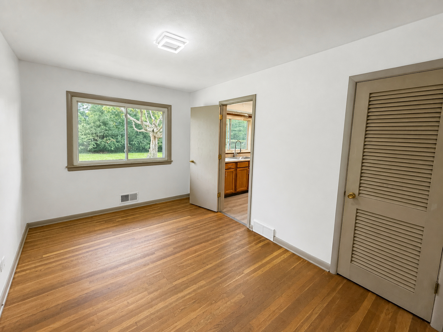 3327 Thelma Street Property Photo 24
