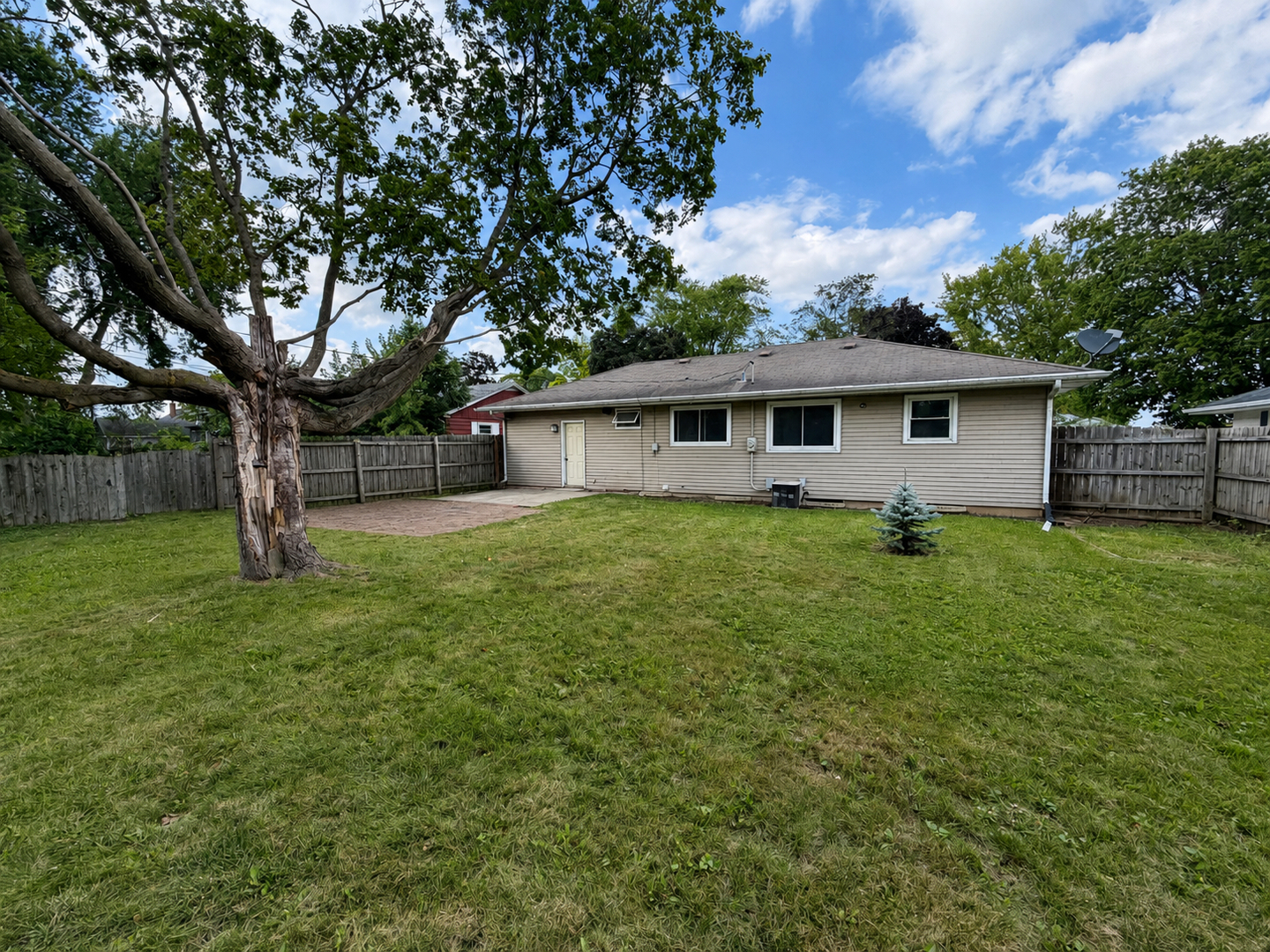 3327 Thelma Street Property Photo 33