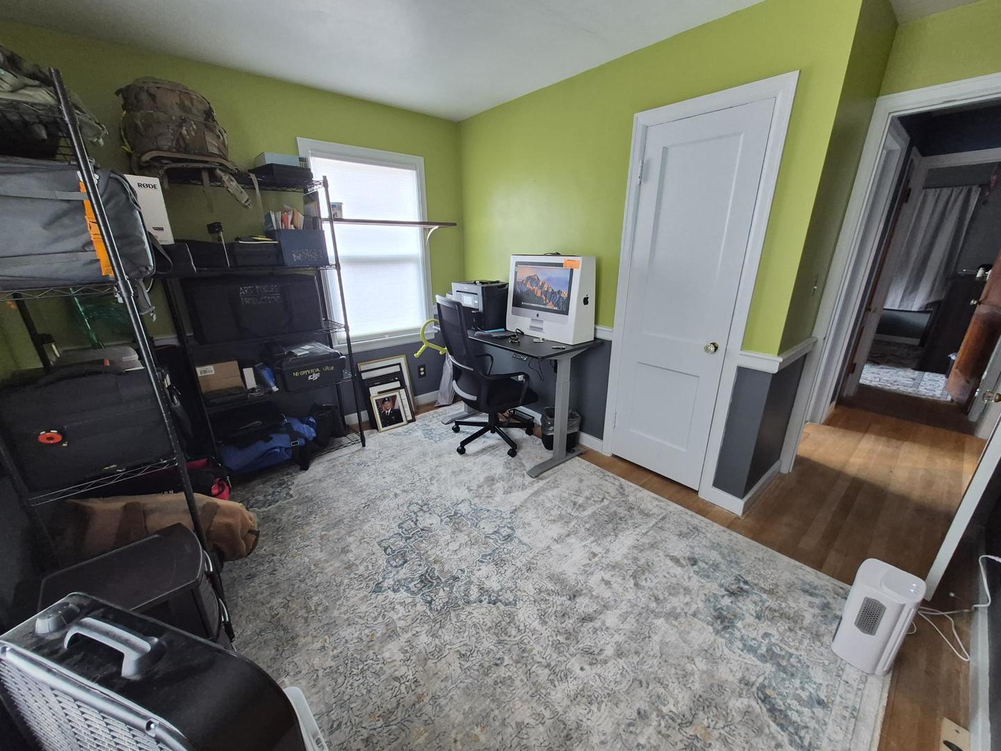 2411 29 Street Property Photo 14