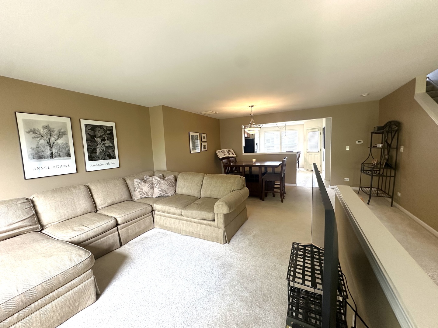 2482 Anna Way Property Photo 6
