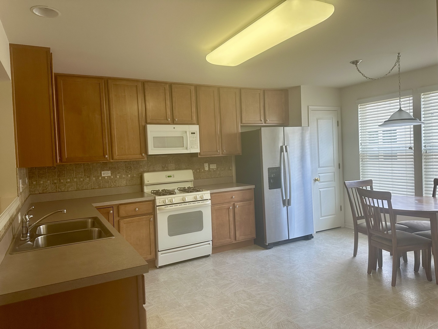 2482 Anna Way Property Photo 13