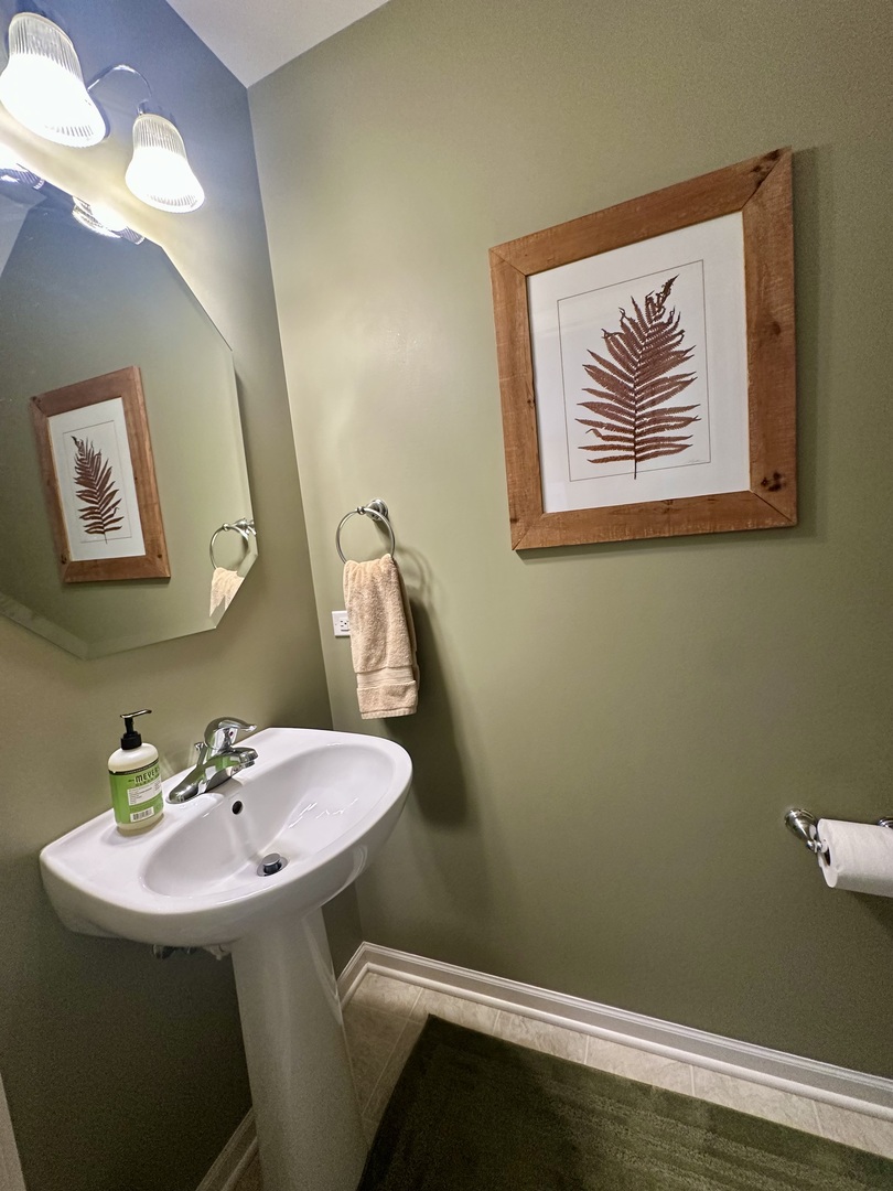 2482 Anna Way Property Photo 18