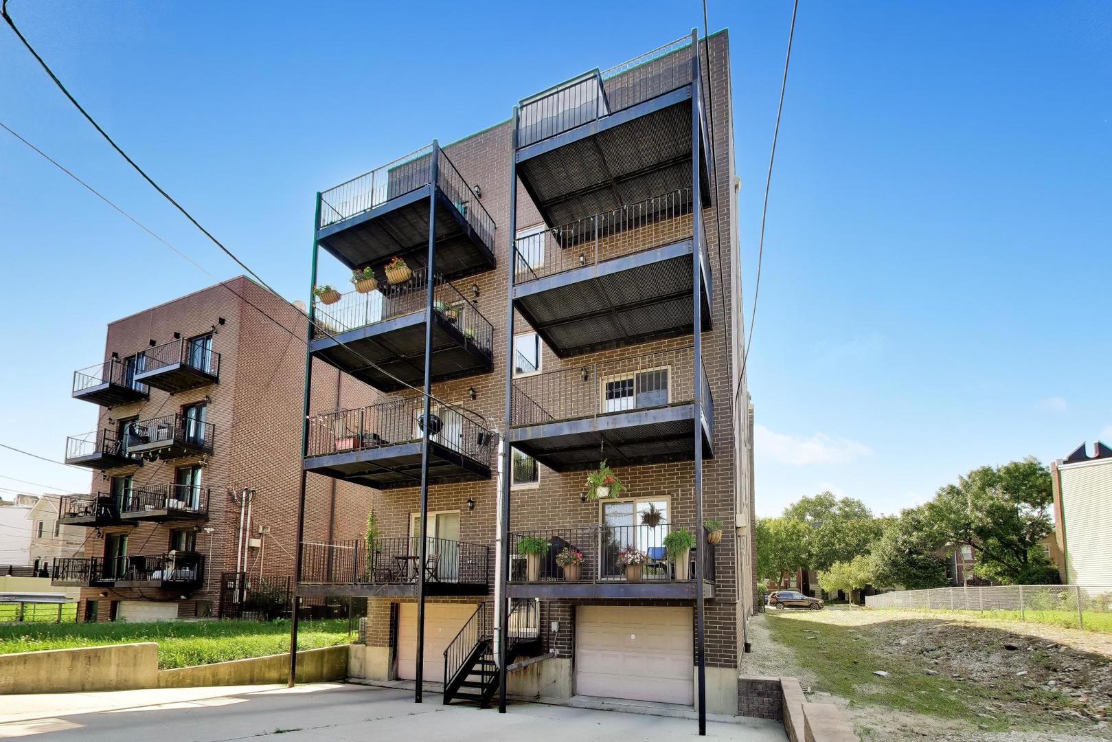 12744178 Property Photo 33