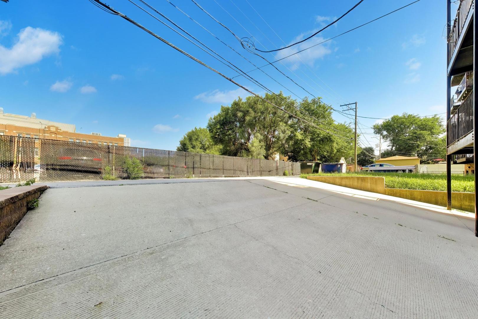12744178 Property Photo 35