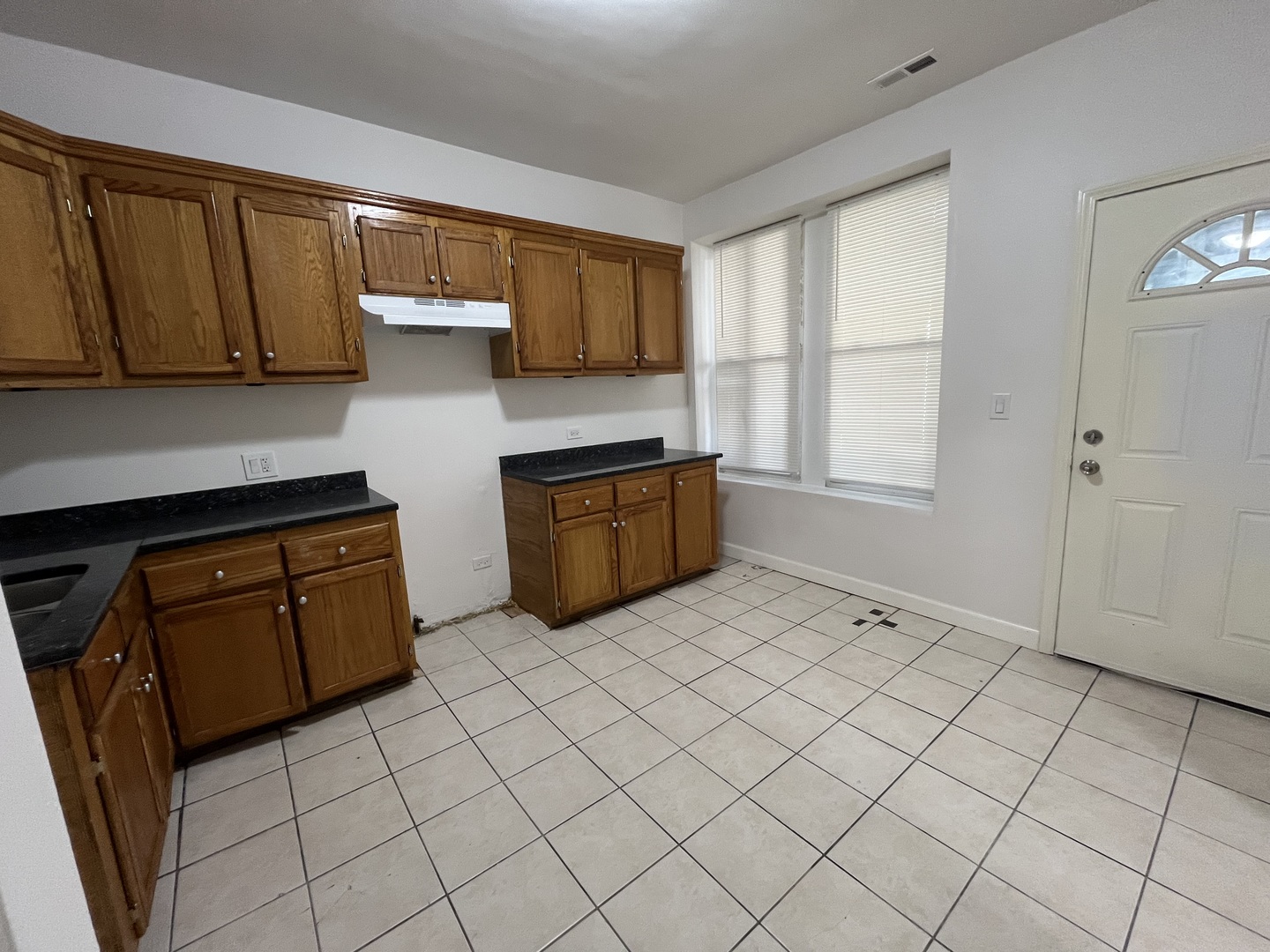 4345 S Artesian Avenue 1 Property Photo 11
