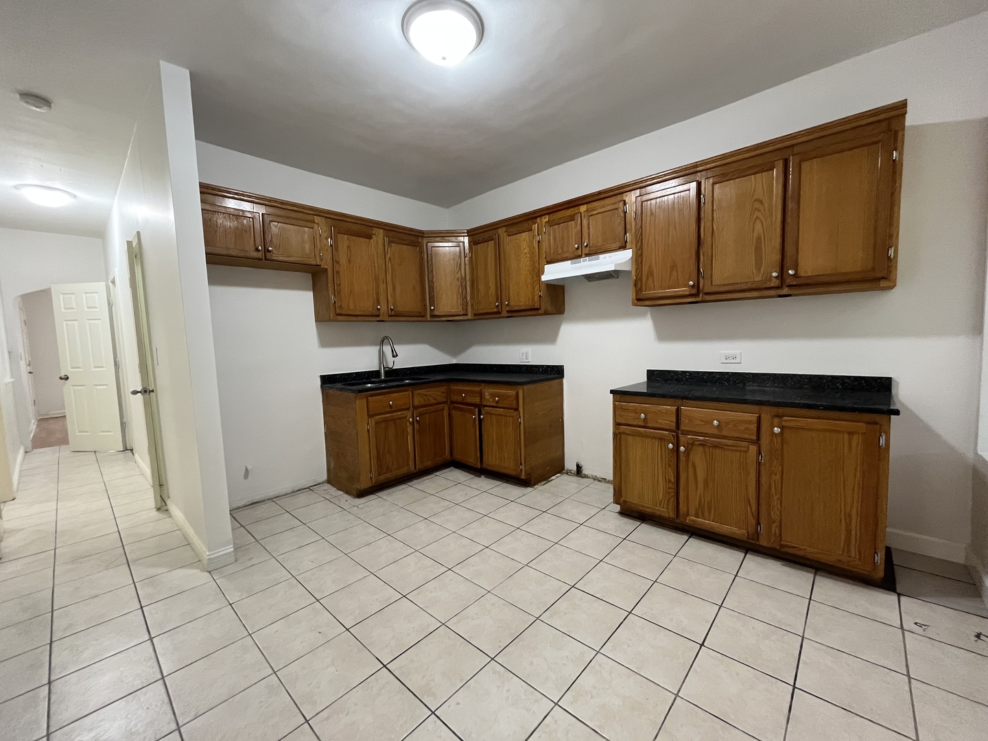 4345 S Artesian Avenue 1 Property Photo 12