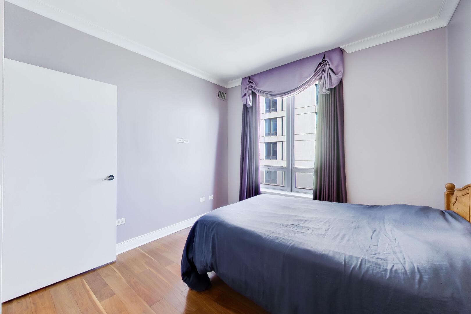 600 N Lake Shore Drive 3011 Property Photo 35